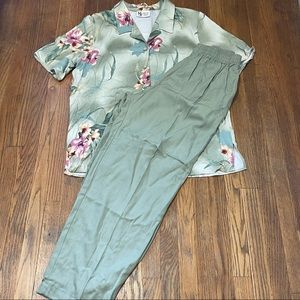 Vintage Maggie Sweet 2 pcs blouse & Pants Large made in USA